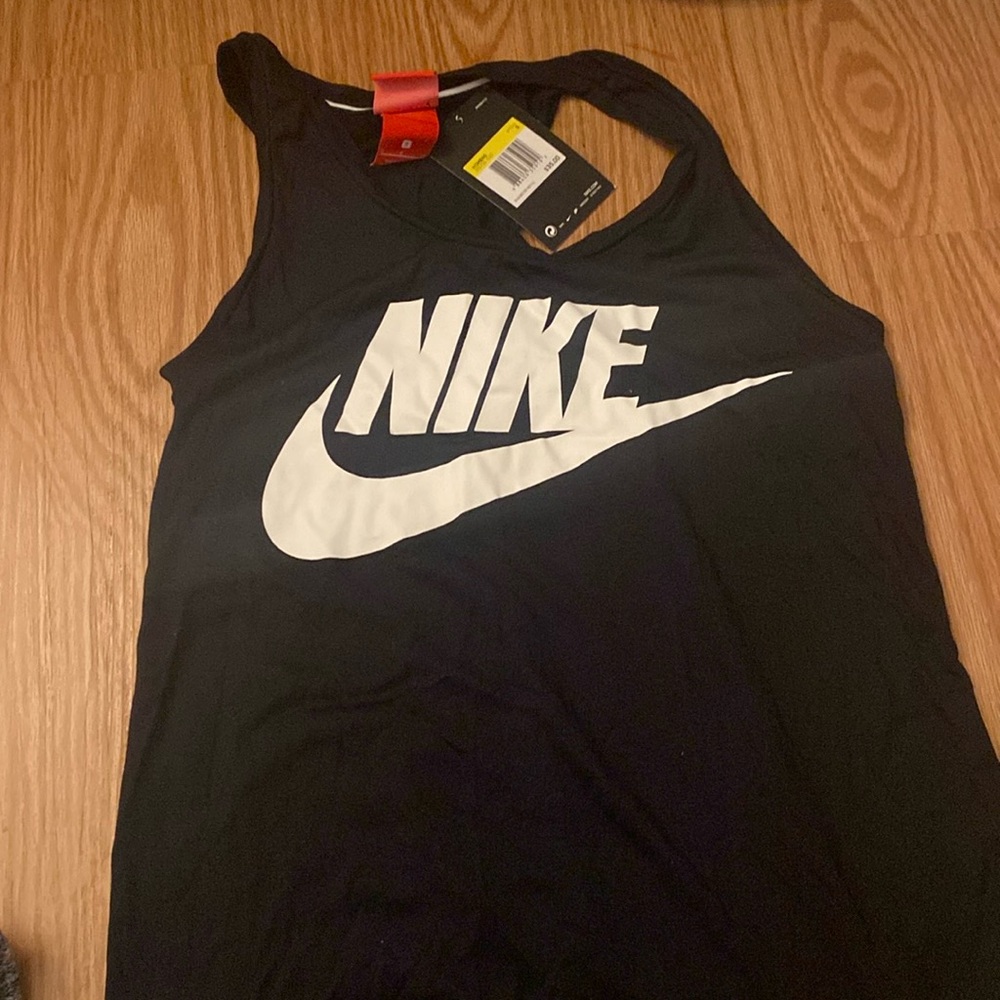 ✨Racerback Nike Top